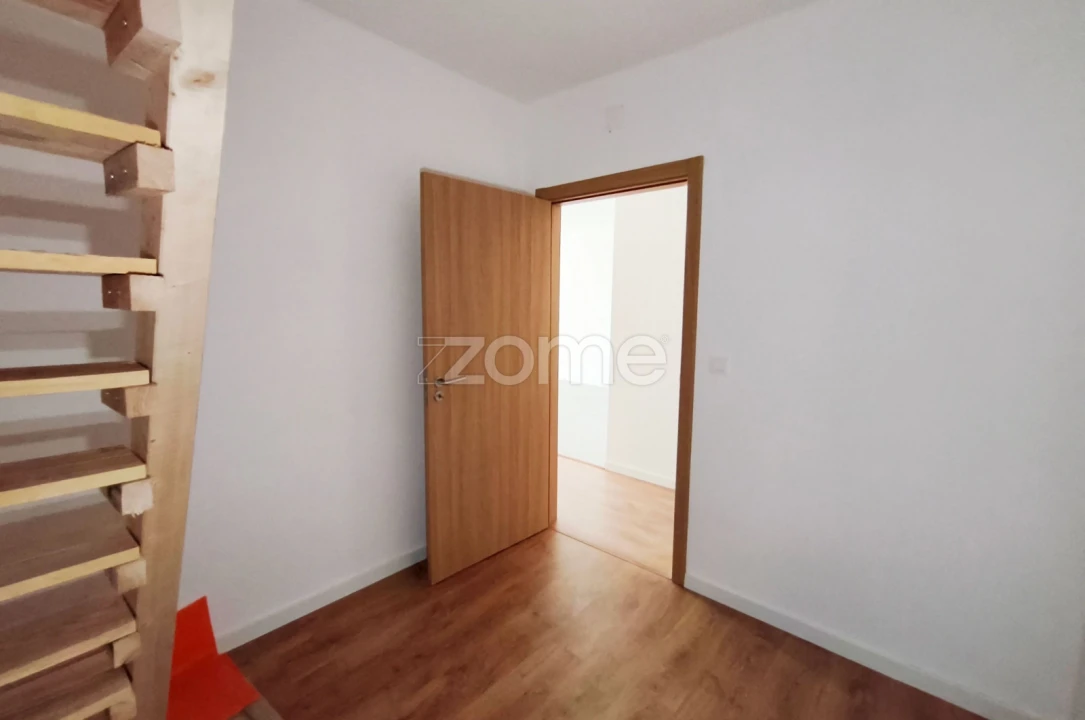 Apartamento T2 para Venda em Viana do Alentejo Foto 21