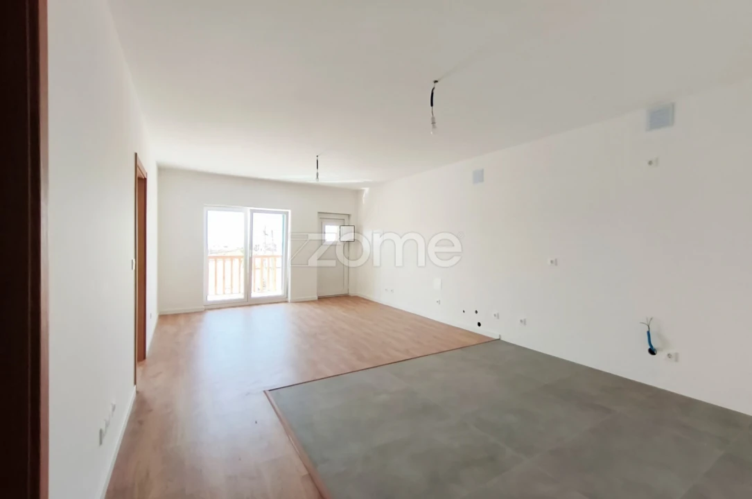 Apartamento T2 para Venda em Viana do Alentejo Foto 9