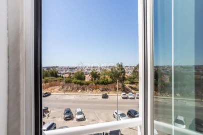Apartamento T3 para Venda em Corroios