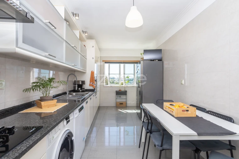 Apartamento T3 para Venda em Corroios Foto 25
