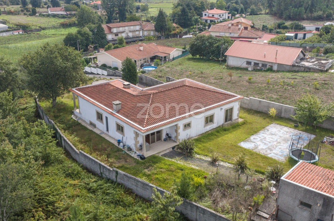 Moradia T3 para Venda em Oleiros Foto 33