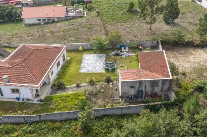 Moradia T3 para Venda em Oleiros