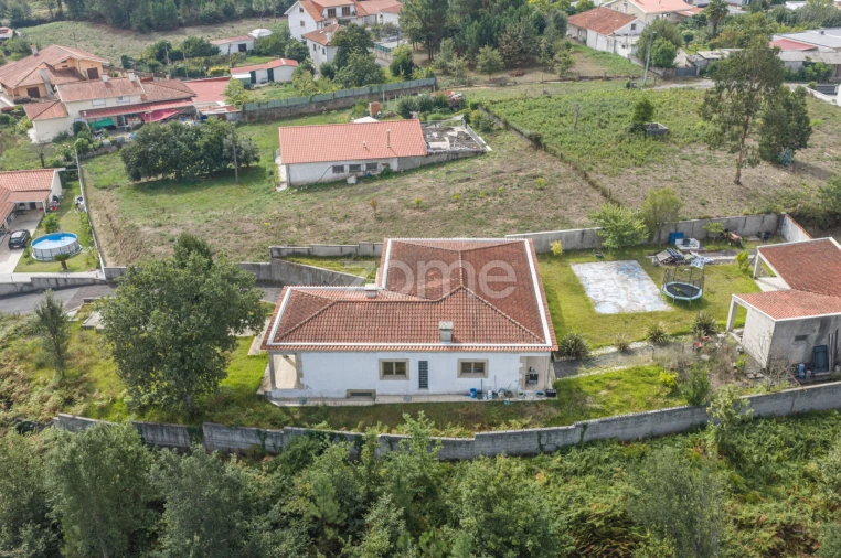 Moradia T3 para Venda em Oleiros Foto 10
