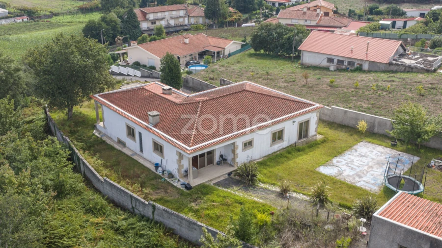 Moradia T3 para Venda em Oleiros