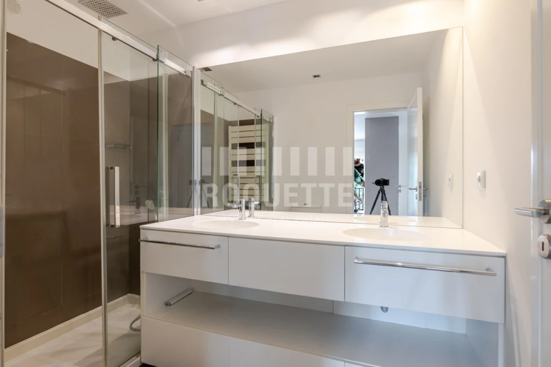 Apartamento T4 para Venda em Aldoar, Foz do Douro e Nevogilde Foto 28