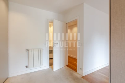 Apartamento T4 para Venda em Aldoar, Foz do Douro e Nevogilde