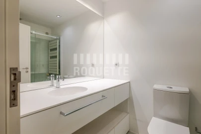 Apartamento T4 para Venda em Aldoar, Foz do Douro e Nevogilde