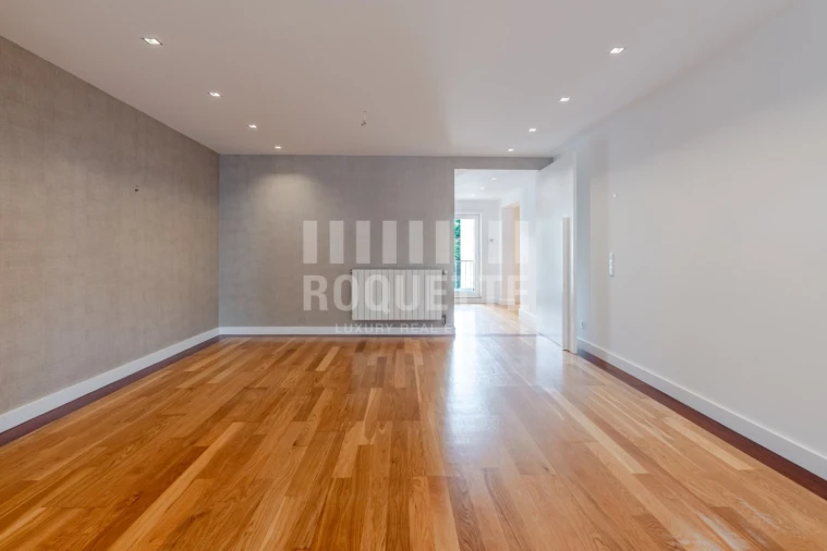 Apartamento T4 para Venda em Aldoar, Foz do Douro e Nevogilde Foto 8