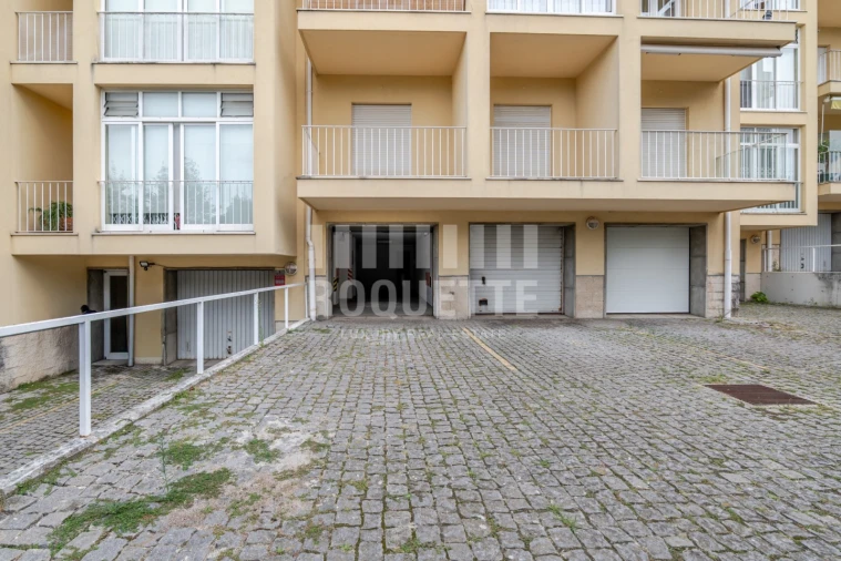 Apartamento T4 para Venda em Aldoar, Foz do Douro e Nevogilde Foto 47