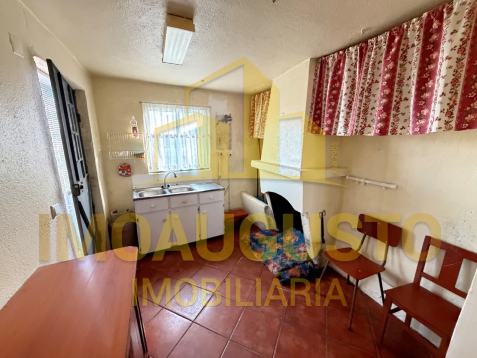 Moradia T3 para Venda em Marmeleiro Foto 3