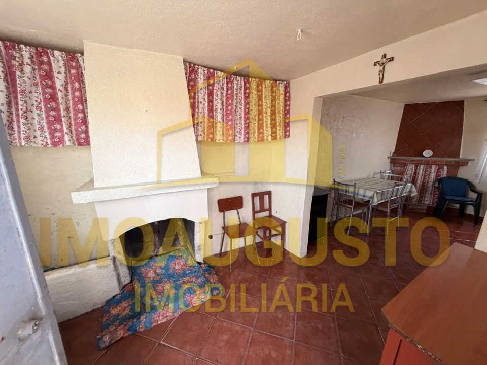 Moradia T3 para Venda em Marmeleiro Foto 5