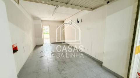 Apartamento T3 para Arrendamento em Carcavelos e Parede