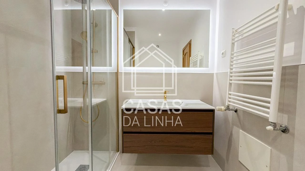 Apartamento T3 para Arrendamento em Carcavelos e Parede Foto 5