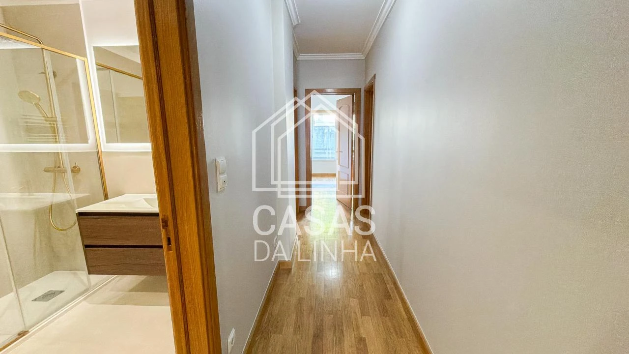 Apartamento T3 para Arrendamento em Carcavelos e Parede Foto 17