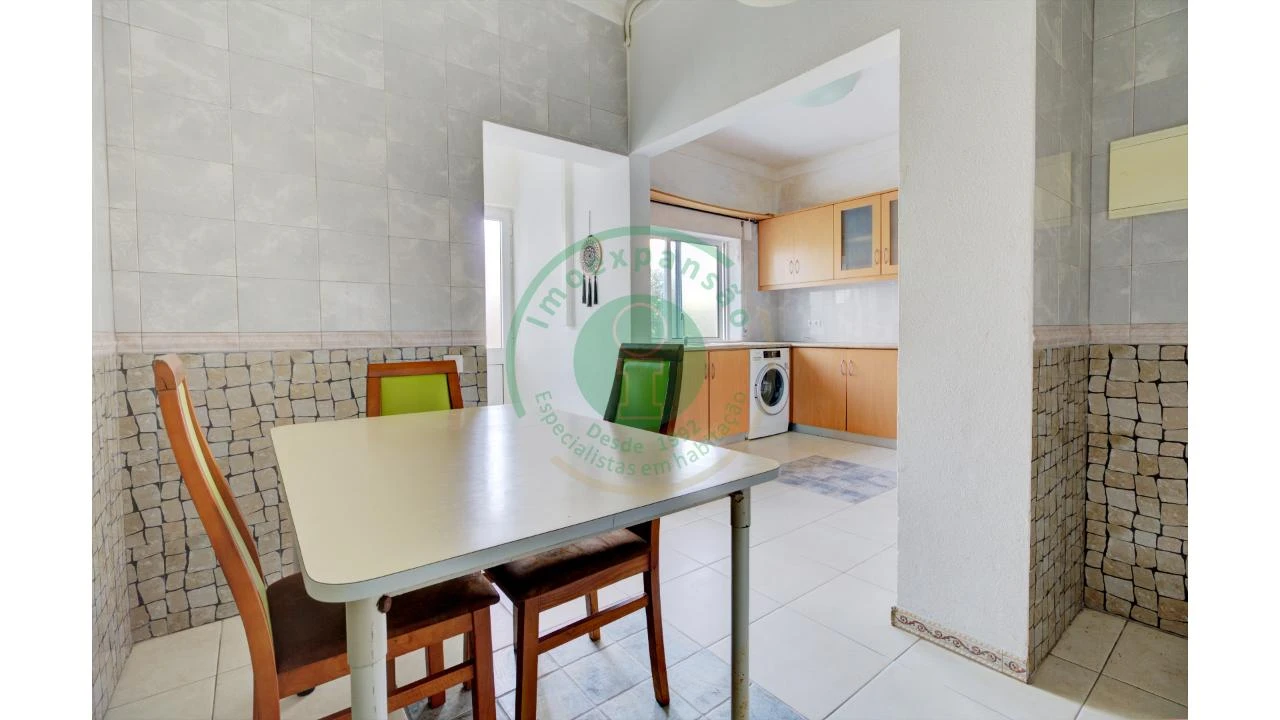 Apartamento T2 para Venda em Buarcos Foto 1