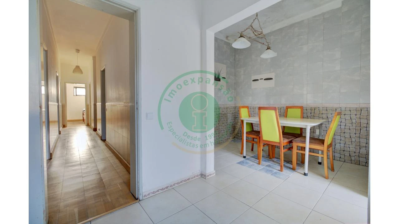Apartamento T2 para Venda em Buarcos Foto 5