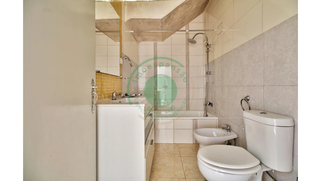 Apartamento T2 para Venda em Buarcos Foto 11