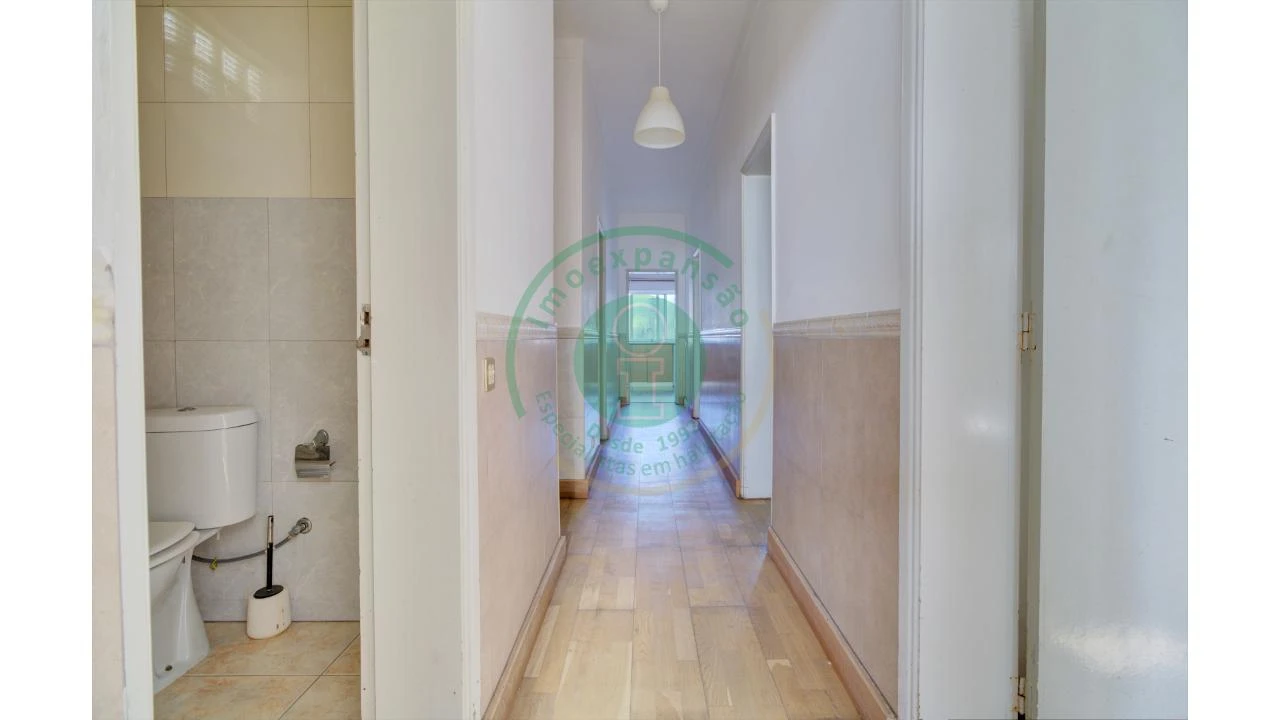 Apartamento T2 para Venda em Buarcos Foto 14