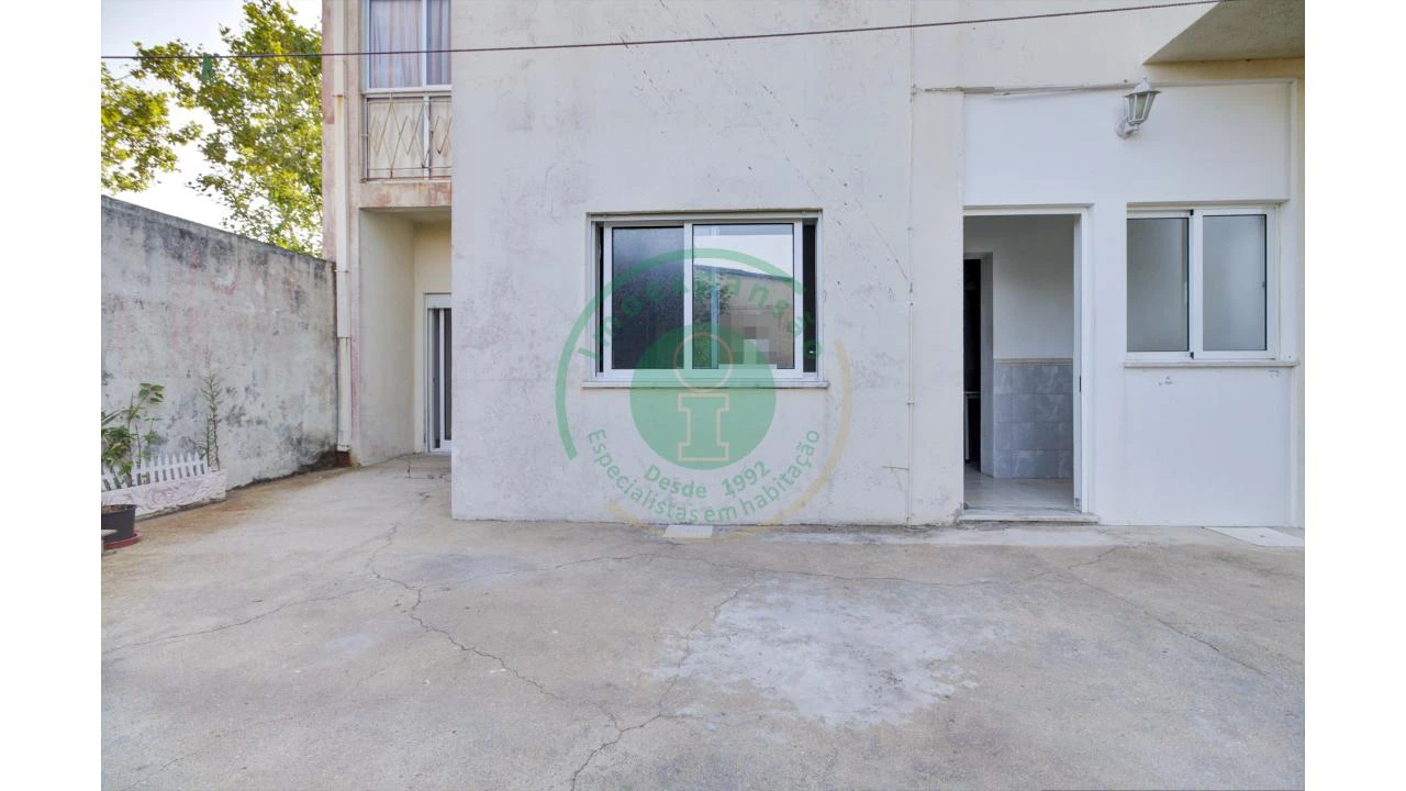 Apartamento T2 para Venda em Buarcos Foto 17
