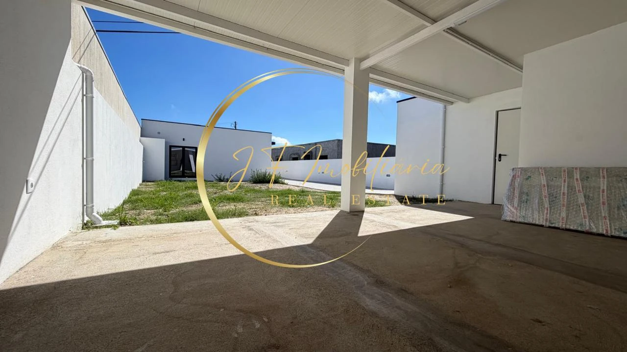 Moradia T3 para Venda em Gafanha da Encarnação Foto 22