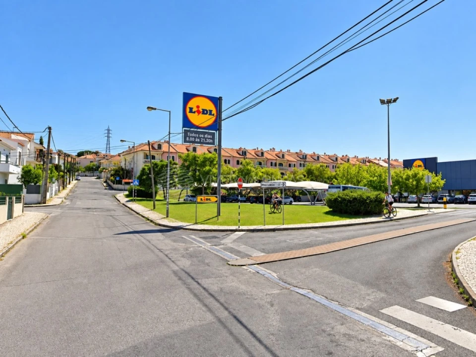 Moradia T3 para Venda em Charneca de Caparica e Sobreda Foto 43