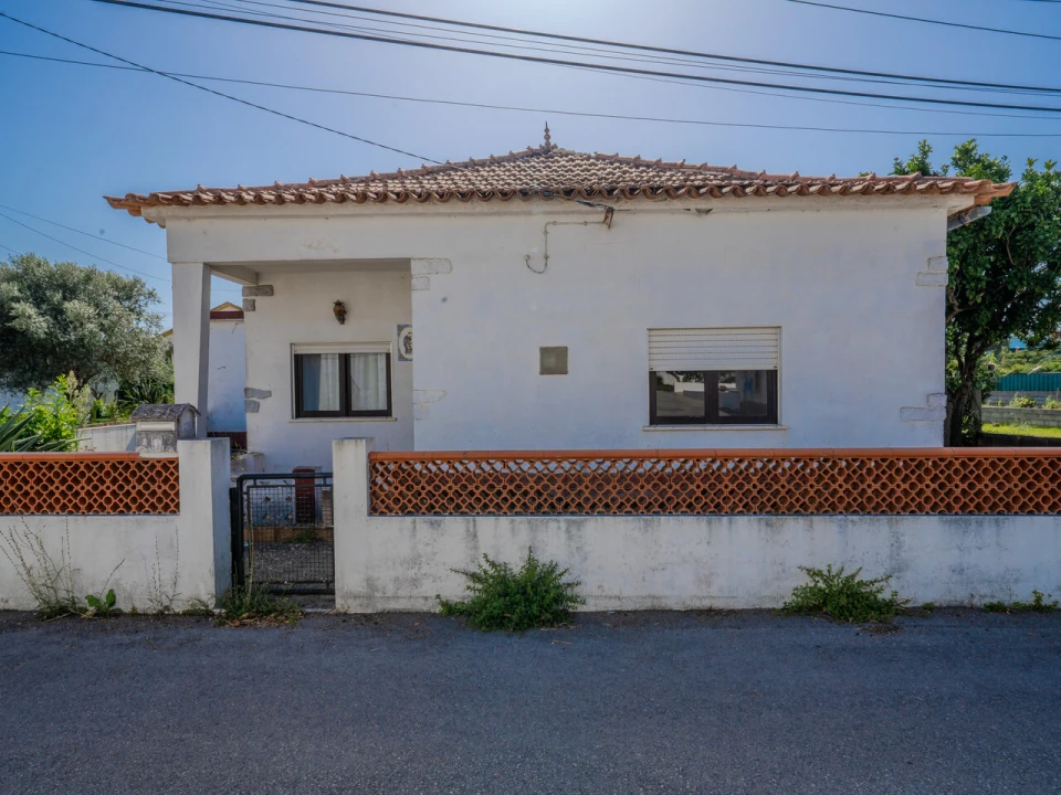 Moradia T3 para Venda em Maceira Foto 1