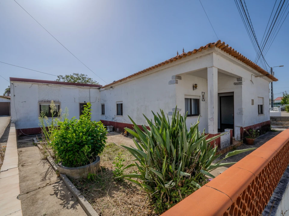 Moradia T3 para Venda em Maceira Foto 2
