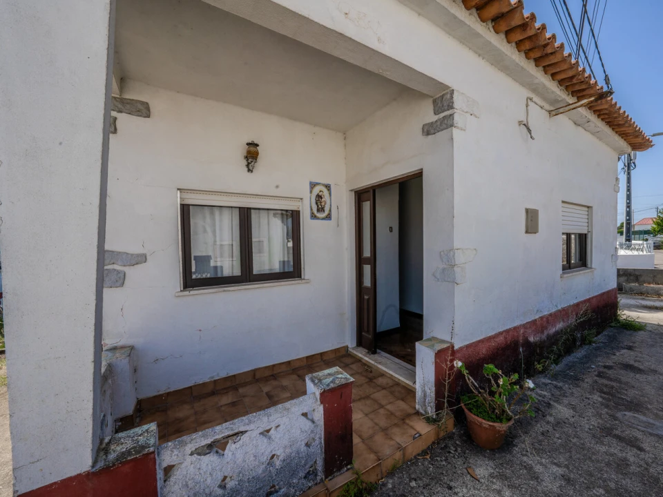 Moradia T3 para Venda em Maceira Foto 37