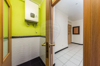 Apartamento T1 para Venda em Águas Livres
