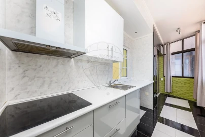 Apartamento T1 para Venda em Águas Livres