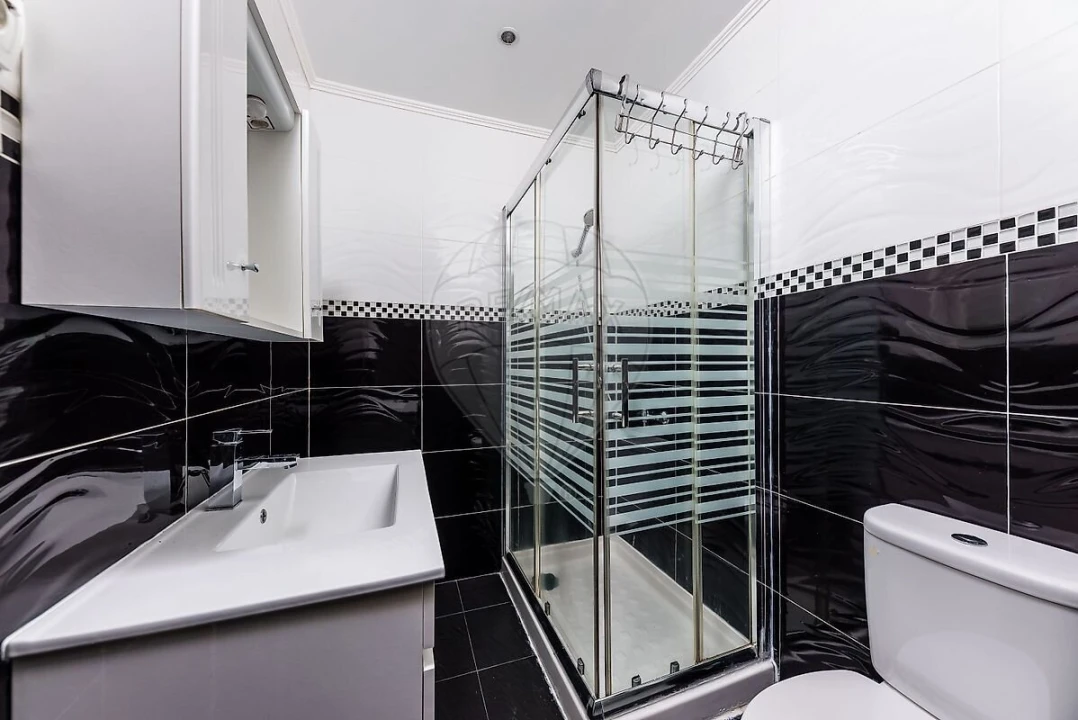 Apartamento T1 para Venda em Águas Livres Foto 11