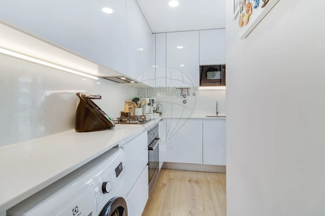 Apartamento T2 para Venda em Algueirão-Mem Martins Foto 8