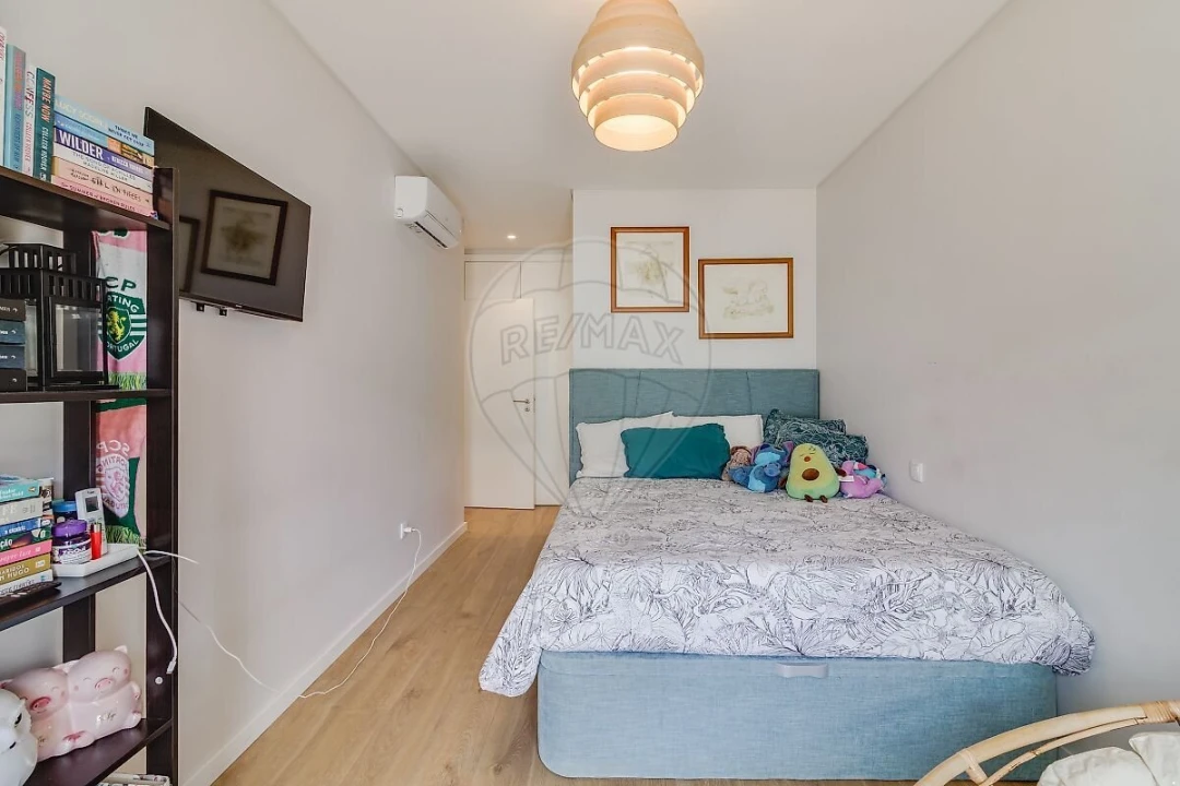 Apartamento T2 para Venda em Algueirão-Mem Martins Foto 21
