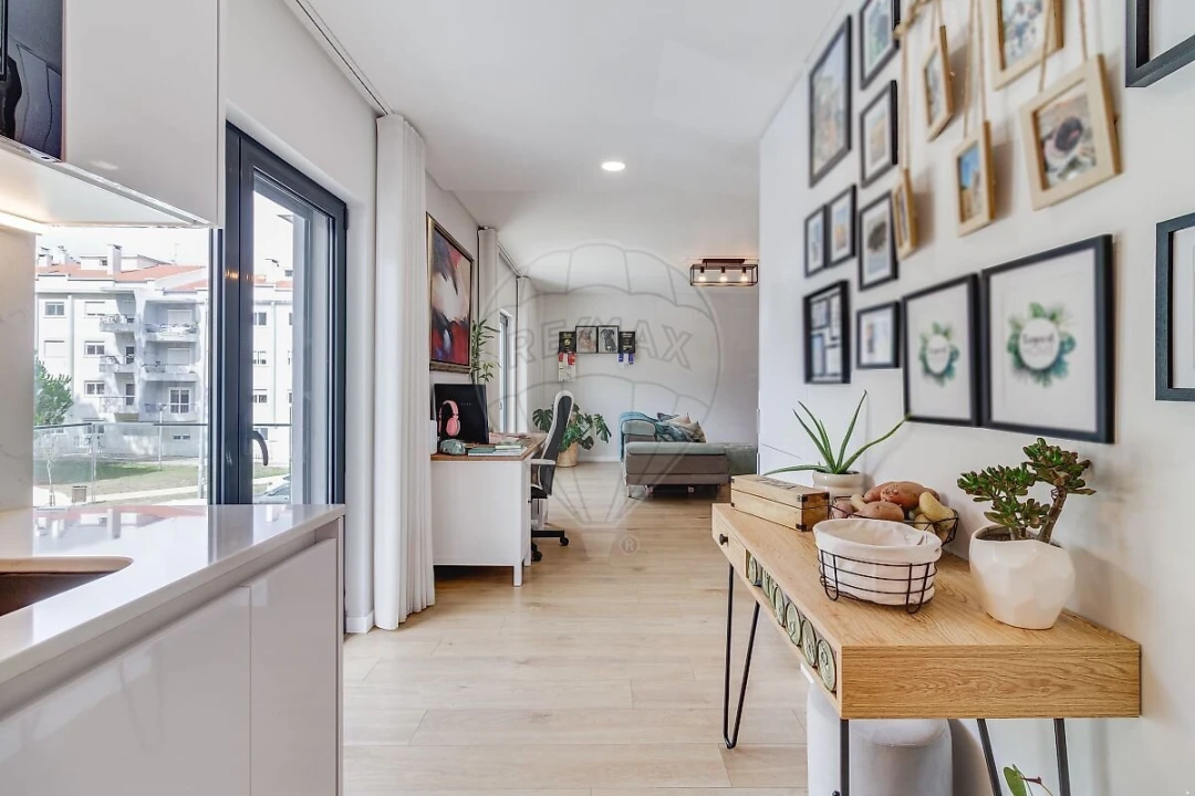 Apartamento T2 para Venda em Algueirão-Mem Martins Foto 5