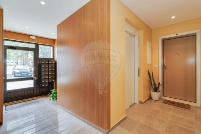 Apartamento T2 para Venda em Algueirão-Mem Martins
