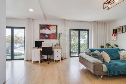 Apartamento T2 para Venda em Algueirão-Mem Martins
