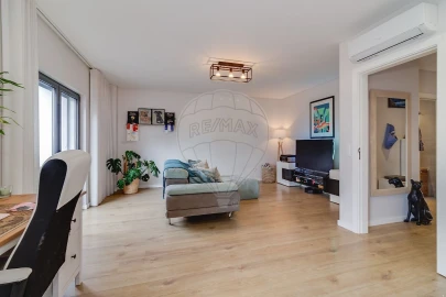 Apartamento T2 para Venda em Algueirão-Mem Martins