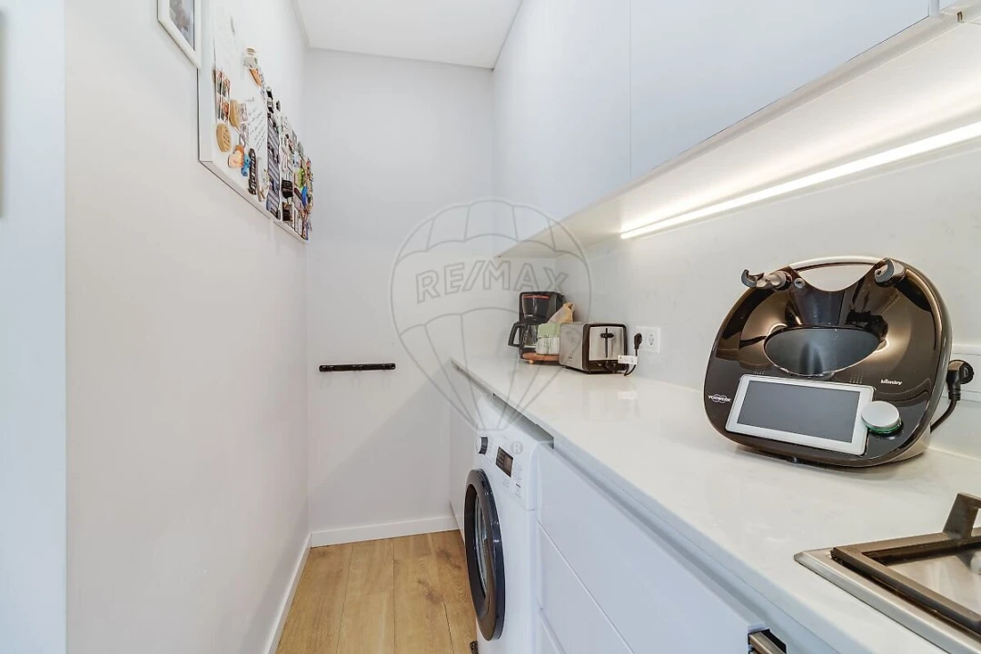 Apartamento T2 para Venda em Algueirão-Mem Martins Foto 9