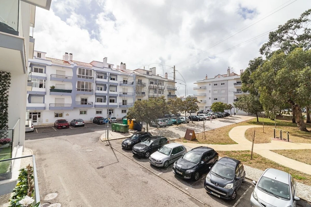 Apartamento T2 para Venda em Algueirão-Mem Martins Foto 28