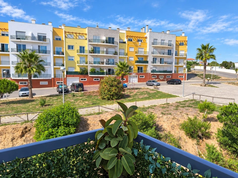 Apartamento T1 para Venda em Ericeira Foto 1