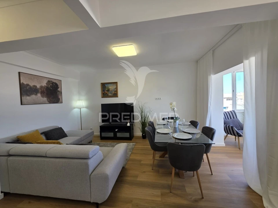 Apartamento T3 para Venda em Olhão Foto 7