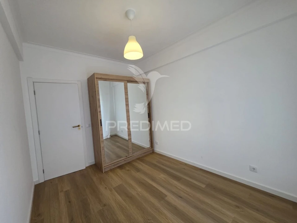Apartamento T3 para Venda em Olhão Foto 22