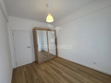 Apartamento T3 para Venda em Olhão