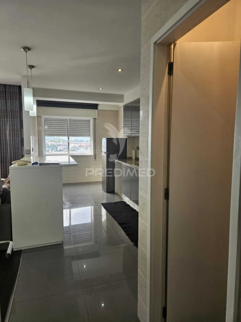 Apartamento T3 para Venda em Braga (Maximinos, Sé e Cividade)