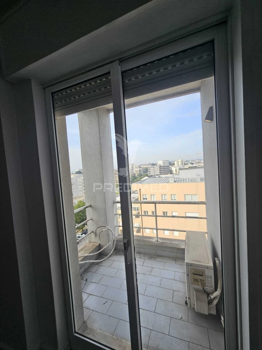 Apartamento T3 para Venda em Braga (Maximinos, Sé e Cividade) Foto 13