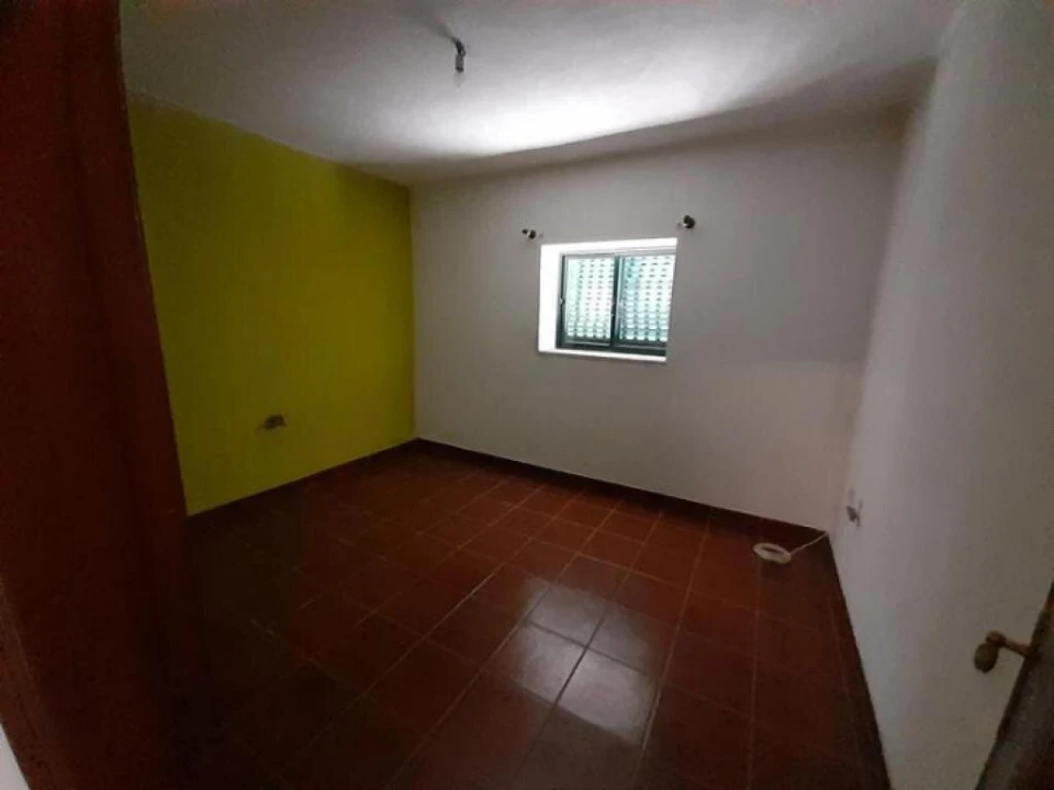 Moradia T4 para Venda em Amoreira da Gândara, Paredes do Bairro e Ancas Foto 9