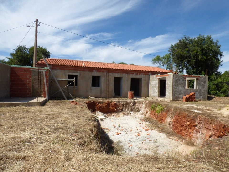 Moradia T3 para Venda em São Bartolomeu de Messines Foto 11