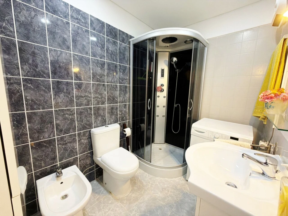 Apartamento T2 para Venda em Albufeira e Olhos de Água Foto 12