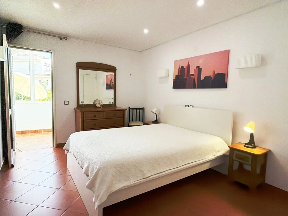 Apartamento T2 para Venda em Albufeira e Olhos de Água Foto 16
