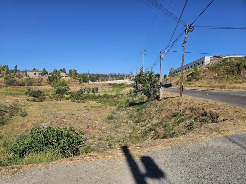 Terreno para Venda em Silvares Foto 11